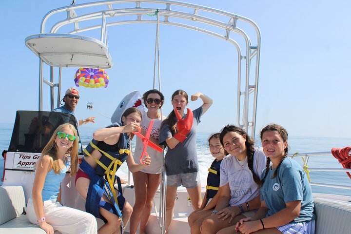 Unglaubliche Parasailing mit fantastischen Sehenswürdigkeiten