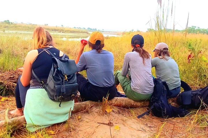 Safari a piedi di un'intera giornata al Parco Nazionale di Bardia Con PRANZO & GUIDA