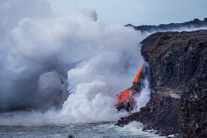 Excursão de um dia pelos vulcões, cachoeiras, praias e destaques de Hilo