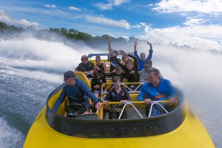 Promenades en bateau à réaction Adrenaline à Pioneer River Mackay
