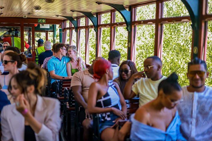 Ciudad del Cabo Winelands – Tour en tranvía y Stellenbosch por Franschhoek Wine