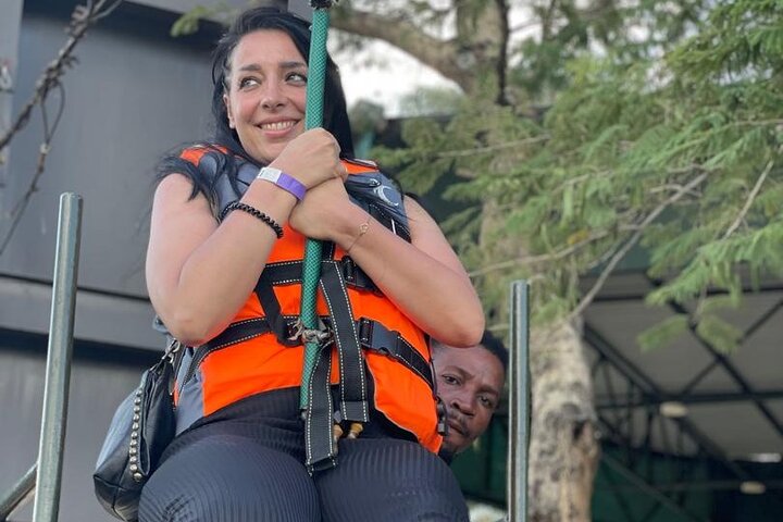 Escape to Kafue Adventure and Thrills by the Dam (em inglês)