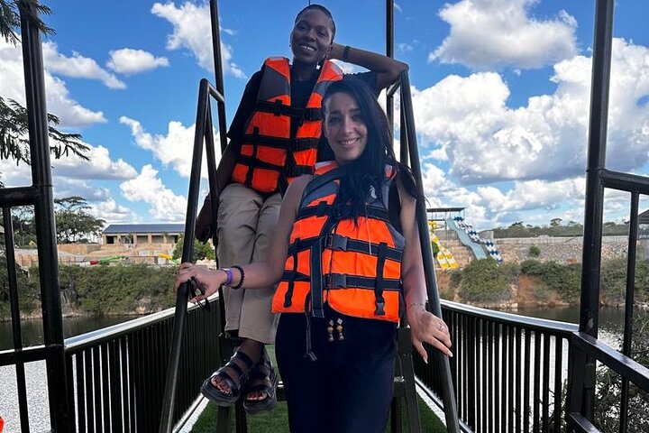Escape to Kafue Adventure and Thrills by the Dam (em inglês)