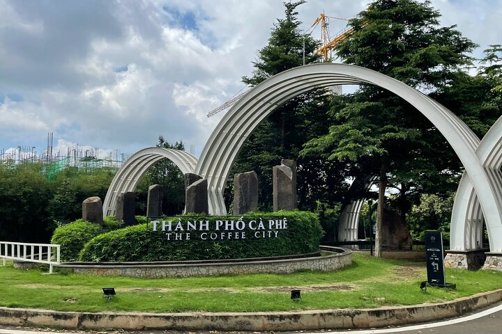 Buon Ma Thuot Patrimoine & Café Voyage