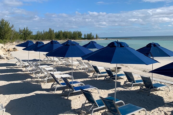 Junkanoo Village Beach Club Experience: Lunch & 1 Signature Drink