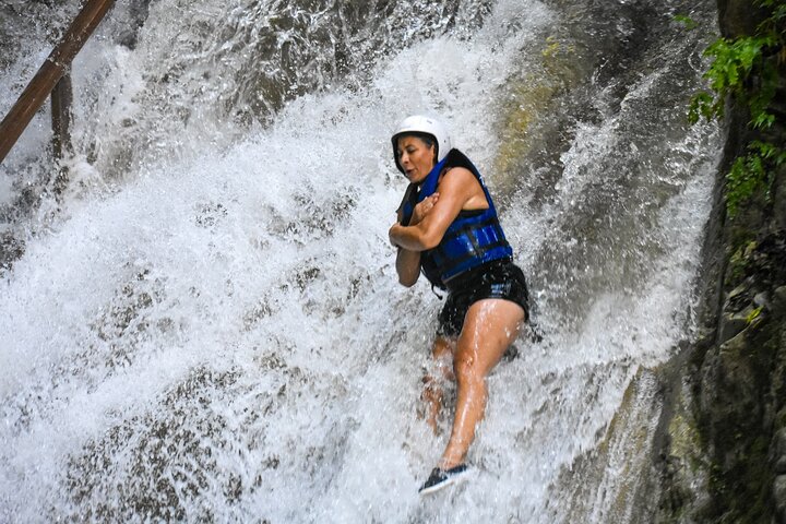 Tour a las Cascadas de Damajagua en Puerto Plata con almuerzo