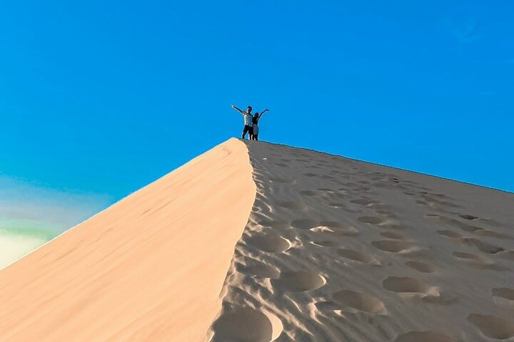 Tour privato in jeep all'alba o al tramonto delle dune di sabbia Mui Ne, Vietnam
