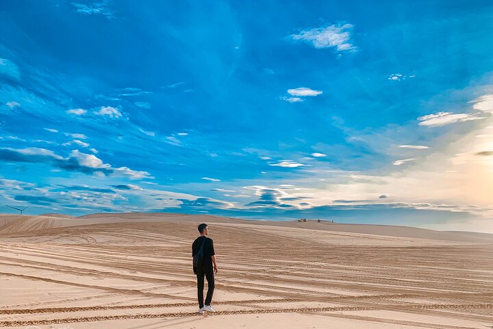 Tour privato in jeep all'alba o al tramonto delle dune di sabbia Mui Ne, Vietnam