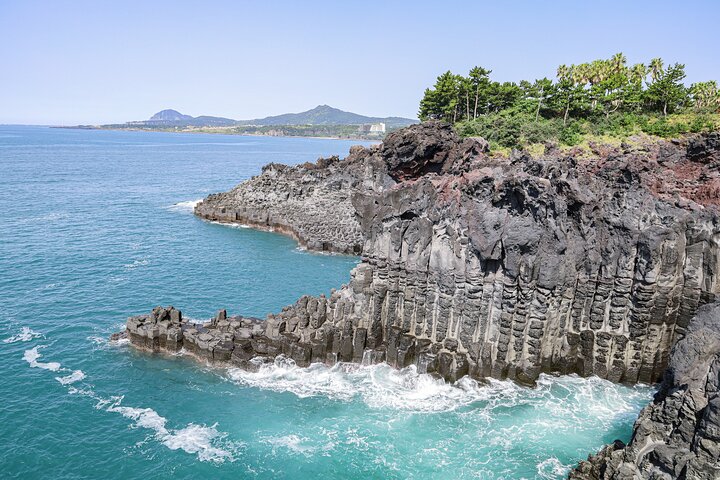 Full Day Essential Jeju Island Private tour for West Course