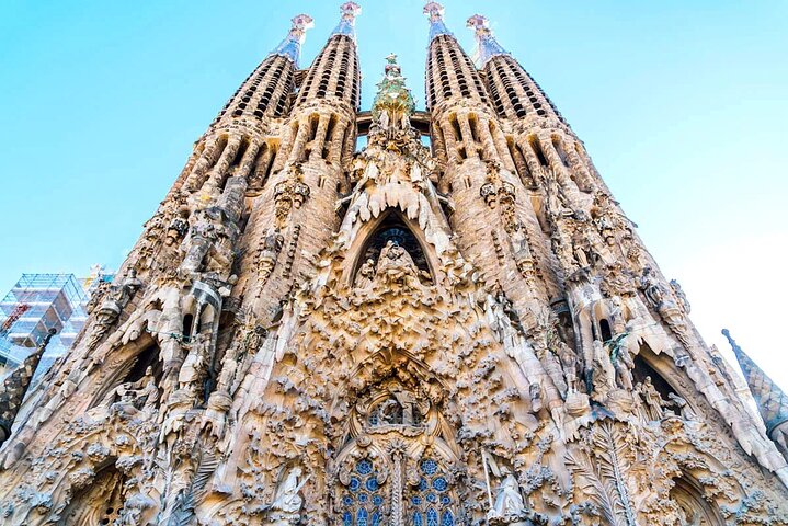 Sagrada Familia Gulltime Små Gruppe og Hurtigbilletter