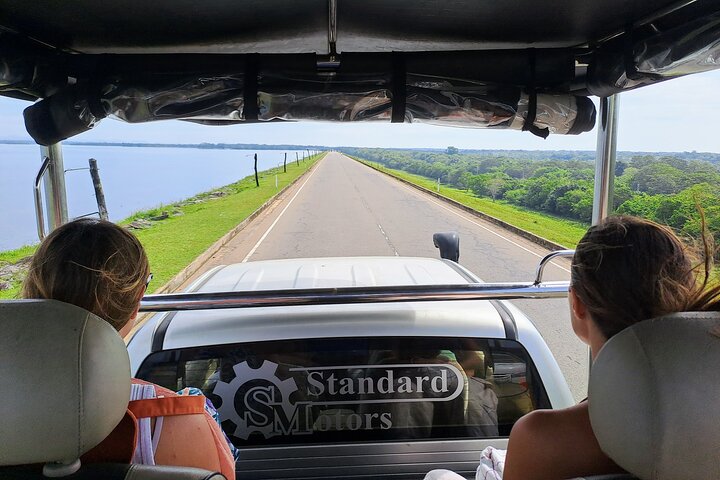 Udawalawe Safari com Hotel Pick-up e todos os transportes - Tour Privado