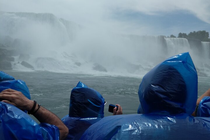 Restauranter i nærheten av Maid of the Mist Boat Ride & Cave