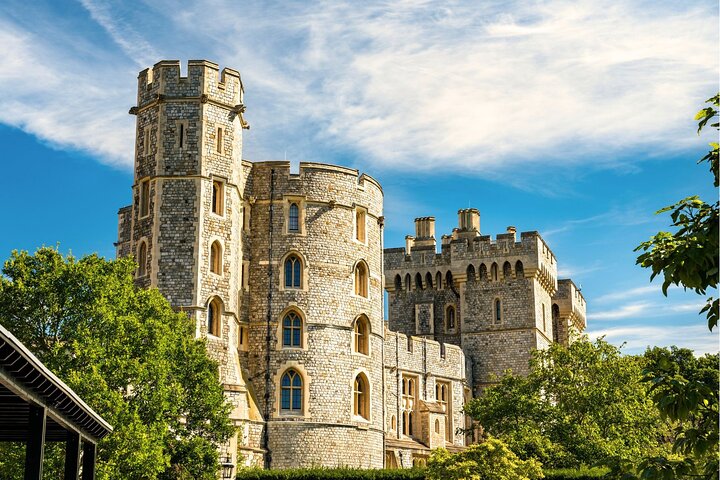 Tagesausflug mit dem Bus von London nach Windsor Castle, Stonehenge & Bath