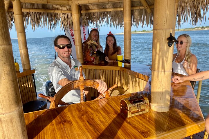 Amelia Island flytande Tiki båtkryssning med BYOB alternativ