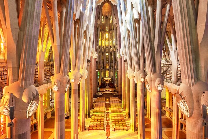 Sagrada Familia Gulltime Små Gruppe og Hurtigbilletter