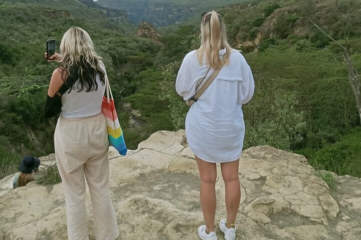 Excursion d'une journée à Hell's Gate et au lac Naivasha en bateau au départ de Nairobi