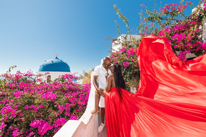 Eksklusiv Santorini Flying Dress Photoshoot med Pickup