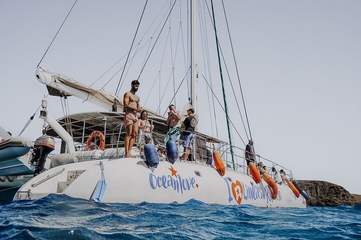 Catamarancruise naar Papagayo stranden, lunch en wateractiviteiten