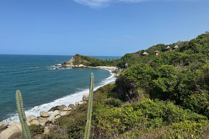 Privat Tayrona Hike till Cabo San Juan : Tvåspråkig Guide + Transport