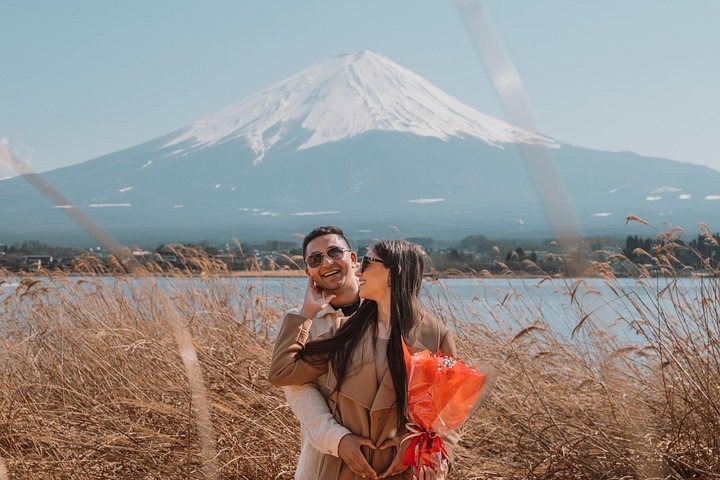 Mt. Fuji 2-Hour Photo Shoot with a Local Photographer-Kawaguchiko