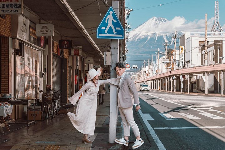 Mt. Fuji 2-Hour Photo Shoot with a Local Photographer-Kawaguchiko