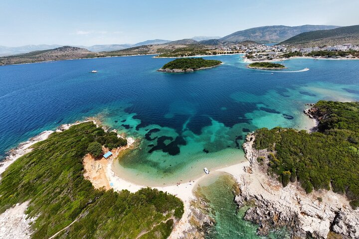 Tour in motoscafo 5 isole di Ksamil e snorkeling alle Isole Gemelle
