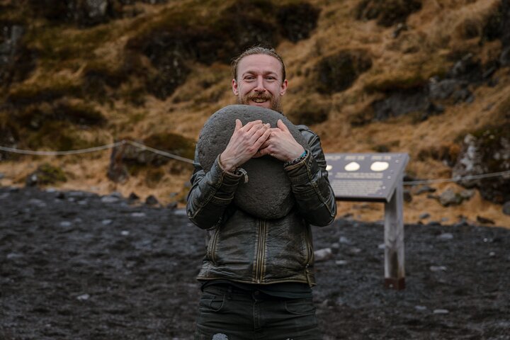 Reykjavik: Tour della penisola di Snaefellsnes per piccoli gruppi in spagnolo