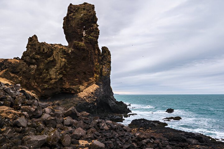 Reykjavik: Tour della penisola di Snaefellsnes per piccoli gruppi in spagnolo