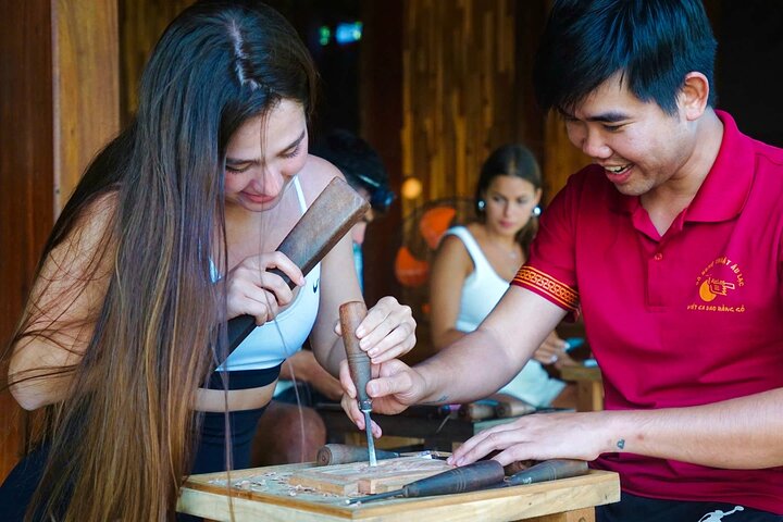 Hoi An Carvão de Madeira: Crie sua madeira de arte com mestre artesão