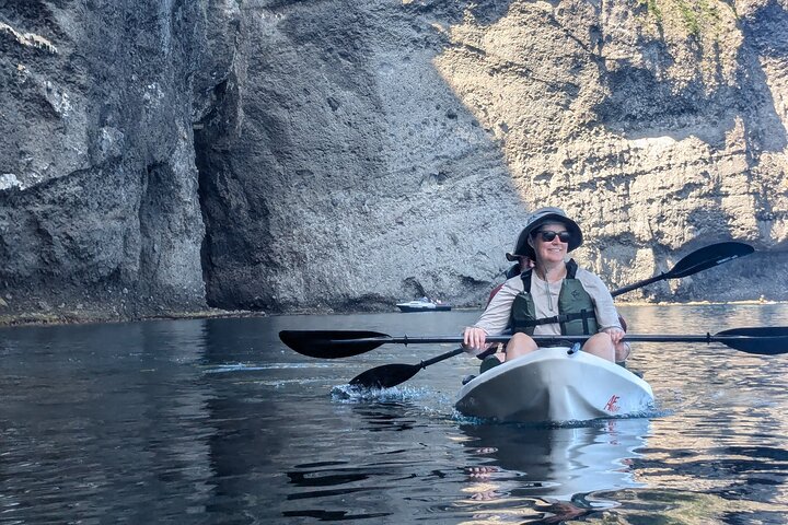 Sea Kayak Tour – Avventura costiera di Otaru