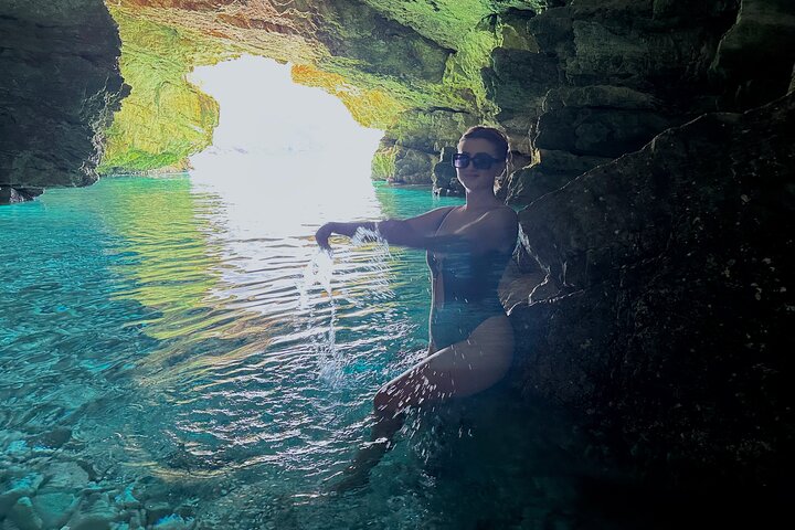 Activiteiten in de omgeving van Secret Blue Gem Cave & Grama Bay Boat Tours