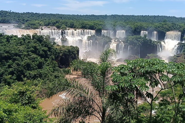 PRIVATE - iguazu falls in 1 day Brazil + Argentina + boat option