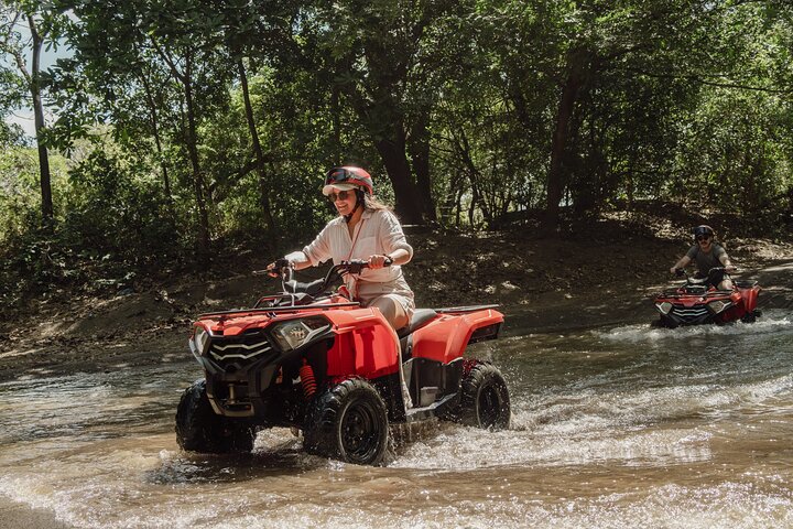 Excursion en VTT vers les plages secrètes et les montagnes de Tamarindo