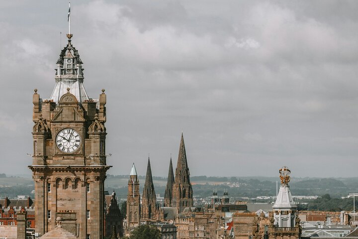 Thirsty for Edinburgh: Scotlands Best Historical Pub Tour