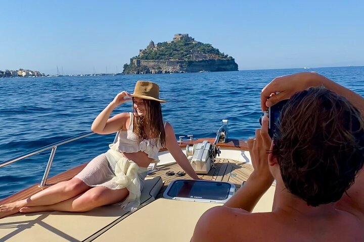 Privat rundtur på ön Ischia på en Fratelli Aprea gozzo
