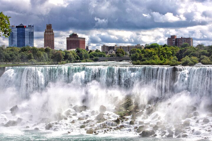 Niagara Falls 1 dagstur fra NYC med Maid of the Mist bådtur