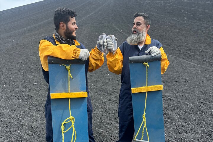 Privé vulkaanboarden bij Cerro Negro, premium en gezinsvriendelijk