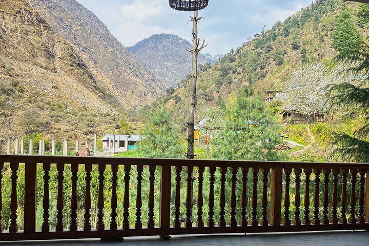 Tour Himachal de lujo de 3 días : Ex-Delhi a Jibhi & Tirthan Valley