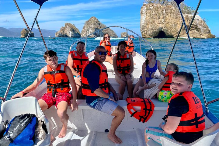 Hotéis próximos a: Los Arcos Snorkeling Adventure, Colomitos & Las Animas Beach