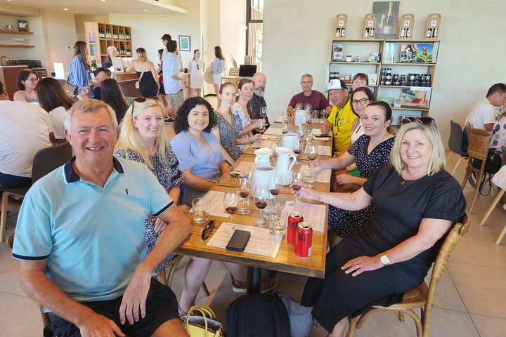 Full-Day Canberra Brewery, Wineries & Distillery tour /w lunch