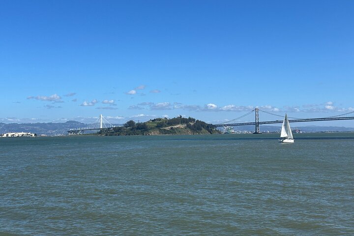 Tour interior de Alcatraz con ferry, audio gratuito y opción nocturna