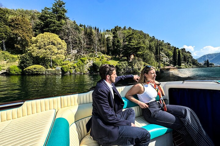 1H - 4H Tour Privado en Barco por el Lago de Como 6 pax