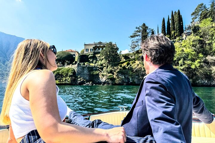 1H - 4H Tour Privado en Barco por el Lago de Como 6 pax