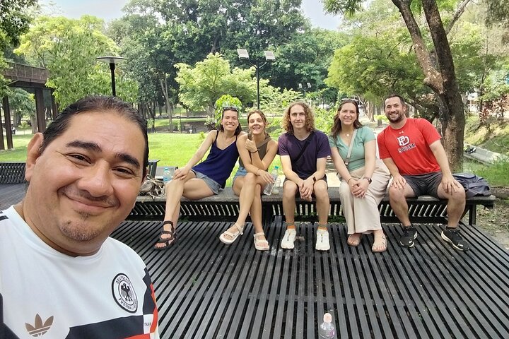 Discover the Best of San Salvador with Dave