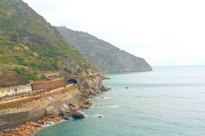 Cinque Terre med tog og båd