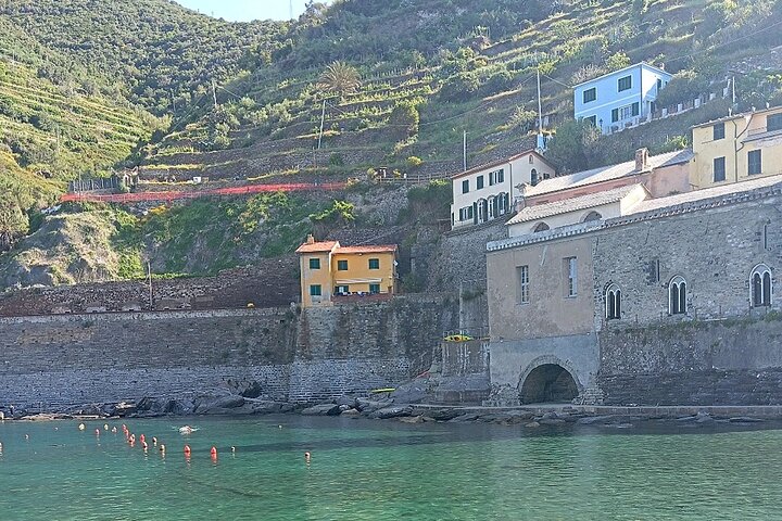Cinque Terre med tog og båd