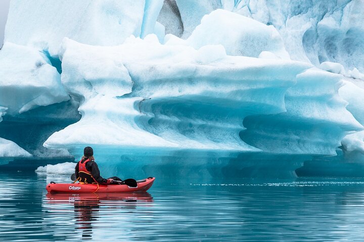 Randonnée en kayak et glacier Falljokull sur la lagune du glacier Jokulsarlon