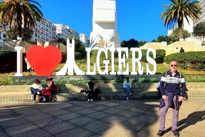 Discover Algiers on a Private Tour – Casbah, downtown and more