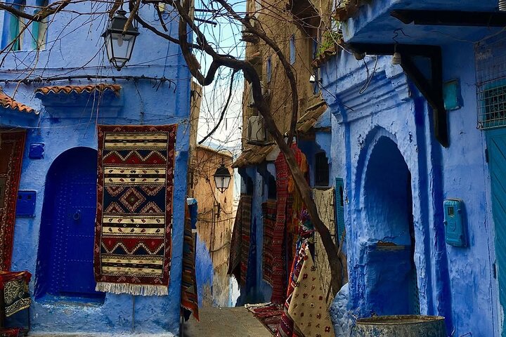 Heldags guidad tur från Rabat till Chefchaouen ikoniska blå staden