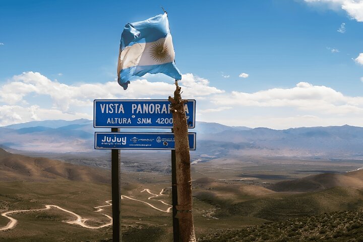 From Salta: Serranías del Hornocal and the hill of 14 colors